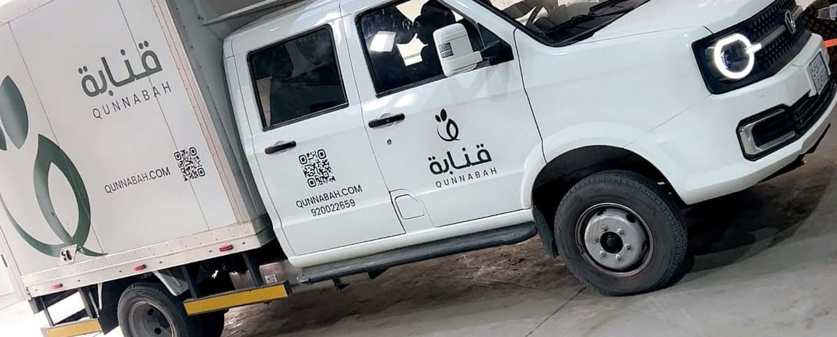 مركبة فيكتوري التجارية أثناء الاستخدام لدى أحد العملاء في السعودية — صورة 28