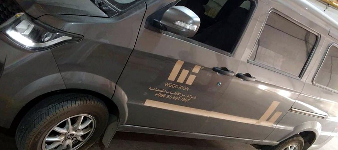 مركبة فيكتوري التجارية أثناء الاستخدام لدى أحد العملاء في السعودية — صورة 29